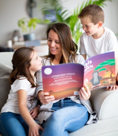 Cole the mole - Family reading Cole the mole - heart-warming children's story set in the African wilderness